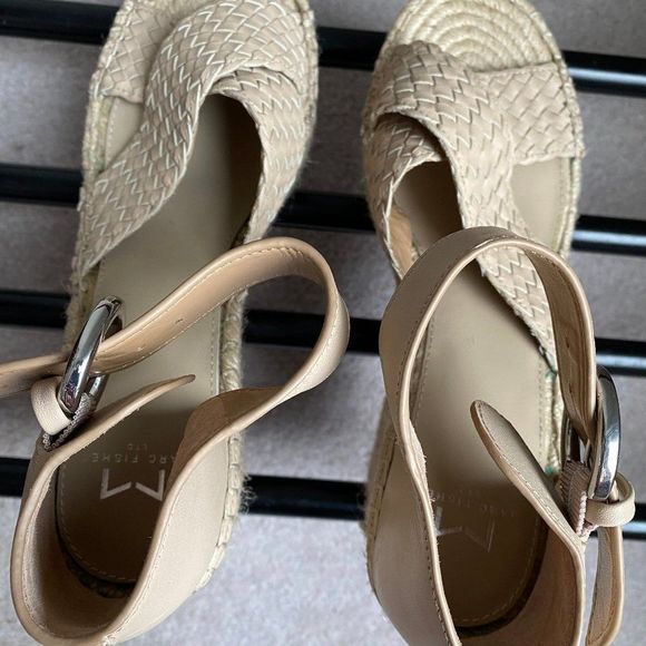 MARC FISHER LTD Women Aylon Leather Espadrille Wedge Sandals - NEW NWOB - Picture 6 of 9